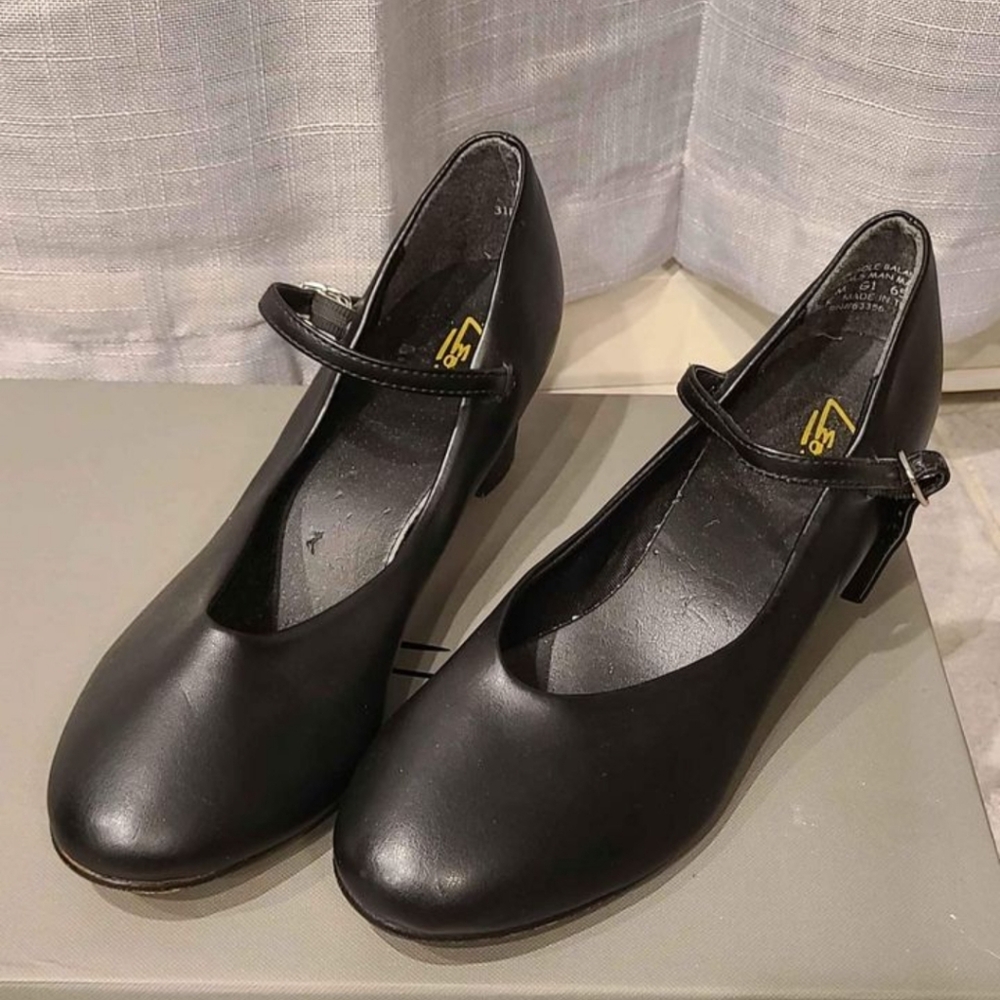 Dance shoes